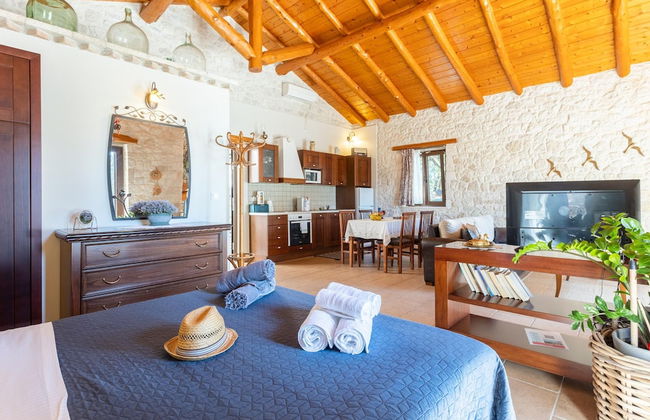 Villa Nionios Large Private Pool Walk to Beach Sea Views A C Wifi - 1033 - Foto 33