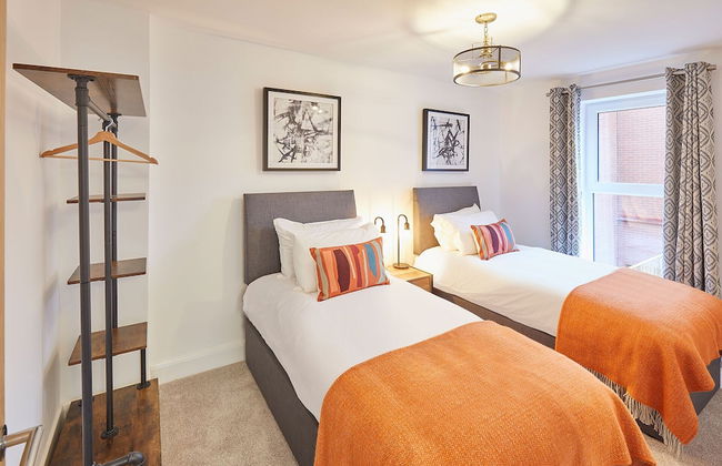 Host Stay 3 Queens Court - Photo 11