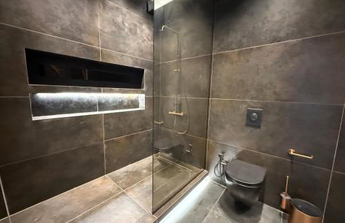 Studio 8 black & Yellow Urban Apartment City Center - Foto 11