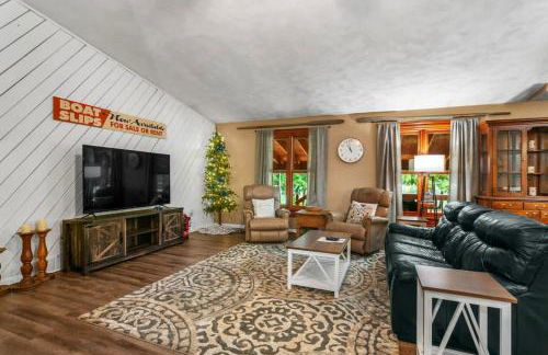 Lakeside Getaway includes Hot Tub pet friendly - Foto 28