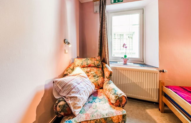 Forestside Escape for 15 Guests - Photo 31