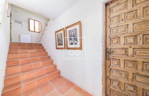 Villa Tutti sur Mer - authentic boho style - private pool - mountain views - by Oyoostays - Foto 47