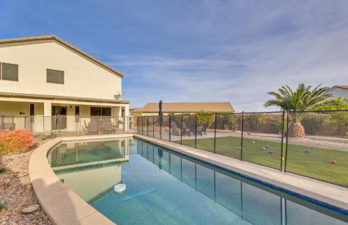 Large Pool and Yard with Bocce Oasis in Coolidge! - Foto 1