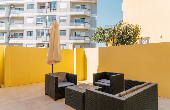 Oporto Yellow Villas - Photo 50