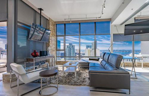 Cityscape Elegance with Water Views - Foto 4