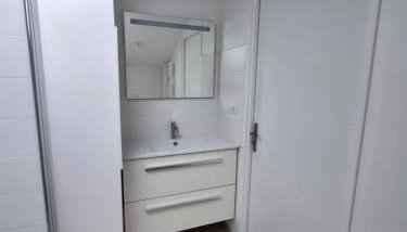 Studio 1 rénové lit queen size balcon garage - Foto 3