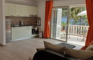 Villa Jade Apartments FRONT ROW SEA VIEW - WALK TO KORCULA OLD TOWN - Foto 49