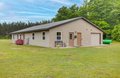 Toivola Home with Fire Pit 8 Mi to Lake Superior! - Foto 33