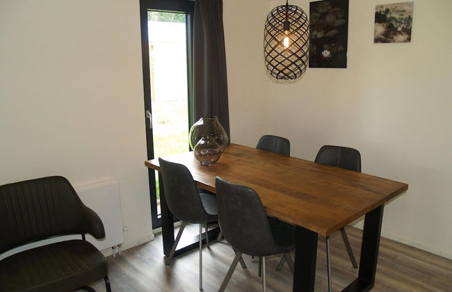 Comfortable Chalet, in a Beautiful Holiday Park - Foto 20