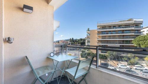 LB Vacation Rentals I Cannes Center, Renovated Apartment with Balcony, Ideal for Holidays or Congress! - Foto 4