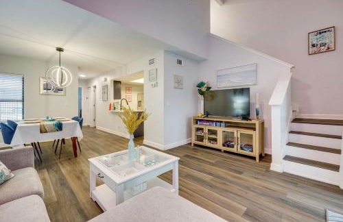 4 Mi to Atlantic Beach Chic and Trendy Townhouse! - Foto 3