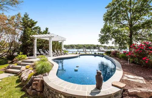 Oasis by the Bay - Waterfront Heated Pool Hot Tub - Foto 44