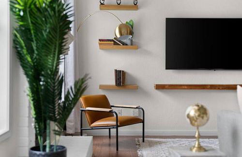 High End Design Home with Pool & Hot Tub Gameroom - Foto 36