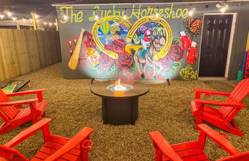 The Lucky Horseshoe 4BR Derby Side Retreat - Foto 4