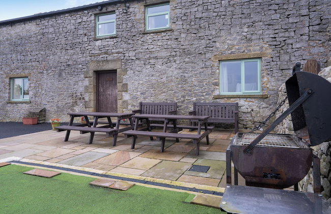 The Holmes Barn - Sleeps 16 - Pet Friendly - Foto 2