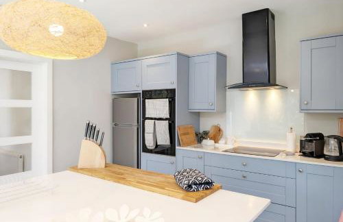 One Elms Way - Sleeps 8 - West Wittering - Foto 18
