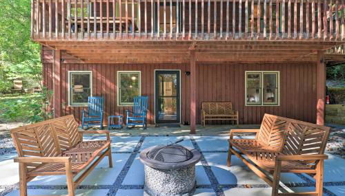 Game Room and Fire Pit Weaverville Family Home! - Foto 3