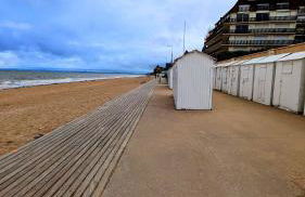 L'Echandon, Superbe F2 vue mer accès plage immédiat - Photo 12