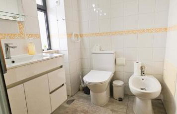 Modern 3 Bed Flat - Beaches, Expo & City Fun - Your Gateway to Lisbon - Foto 31