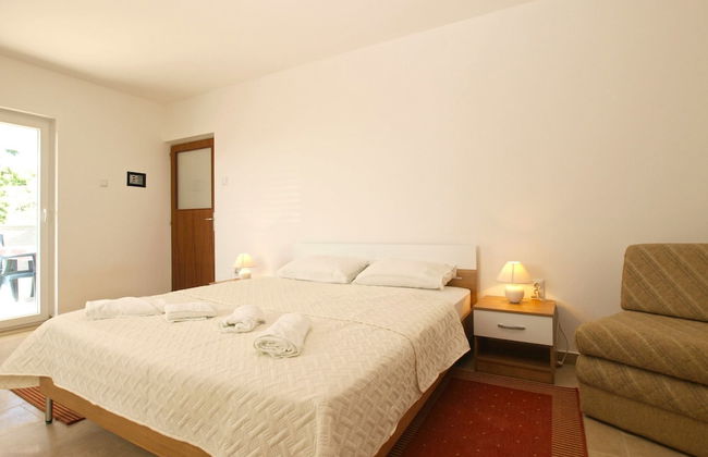 Apartment 1215 - Photo 8