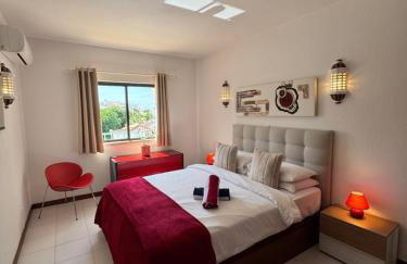 Casa Julio-Rooftop Terrace & Pool 5 Min to Beach - Foto 1