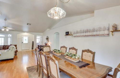 Kingman Family Home Yard, Grill and Room to Relax! - Photo 6