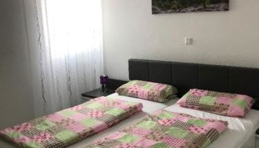 Moderne Ferienwohnung im Herzen von Bad Neustadt - Foto 4