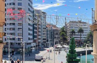 TERRAZA PRIVADA CON VISTAS AL PUERTO DEPORTIVO - Cimadevilla - Foto 2