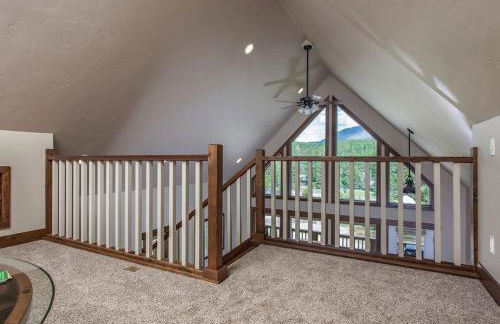 Family-Friendly Cabin Rental with Mountain Vistas near West Glacier, Montana - Foto 12