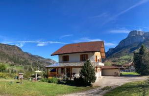 l'Echo des Glieres vue montagne centre village sauna & grill - Foto 38