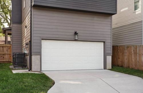 Ultimate Bach 10min to DT IG Walls Every Room - Foto 39