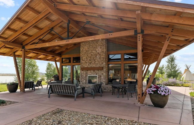 New Build W/ Great Backyard & Lake Access! - Foto 50