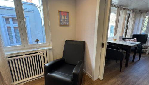 Gemütliches City-Apartment mit Kitchenette & Café im Haus - Photo 4