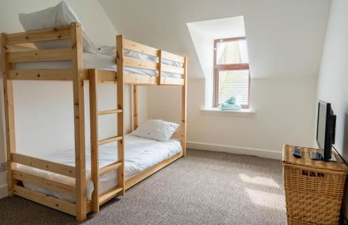 The Portpatrick Pad - A cosy 3 bed cottage, w. sea views & garden office - Foto 11