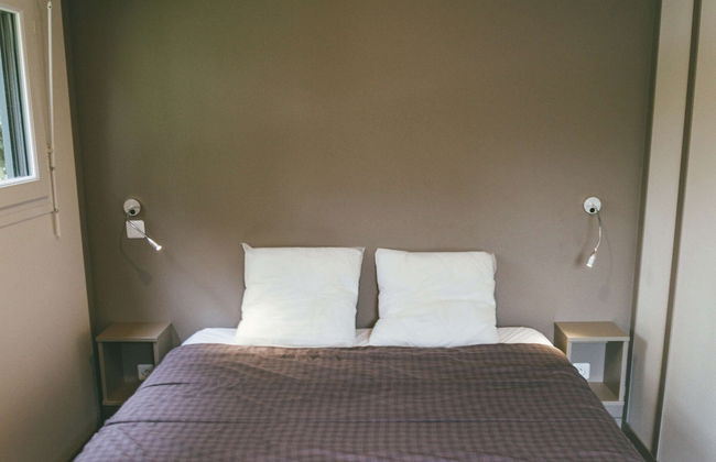 Modernly Furnished Cottage With Beautiful Terrace by a Lake - Foto 8