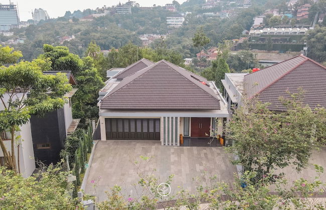 Atsuka Hill View 8BR Vila with Private Heated Pool - Foto 40