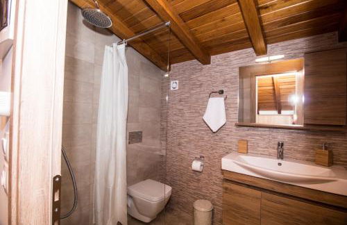 Golden Attic - Foto 29