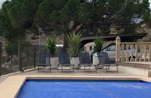 Maison typique avec vue dégagée sur la vallée - Photo 27