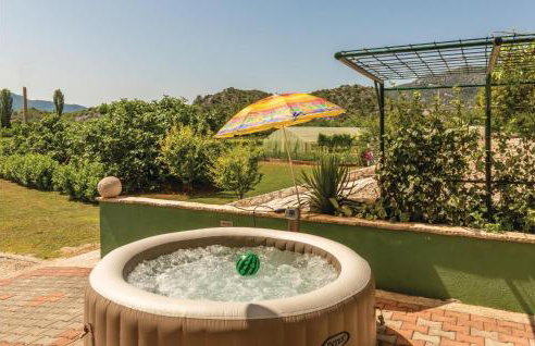 Two-Bedroom Holiday Home In Stasevica - Foto 3