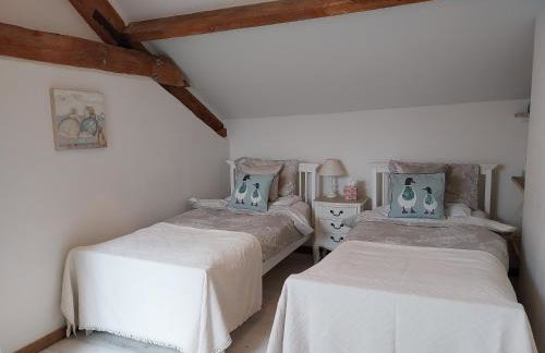 Meadowbeck Holiday Cottages - Photo 34