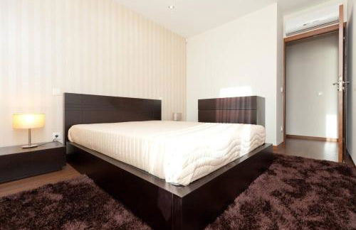 Elegant Villa Near Vieira do Minho with Pool - Foto 10