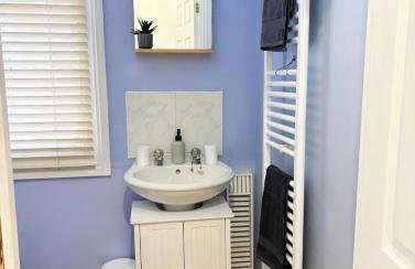 Stylish Townhouse in Leamington with parking - Foto 11