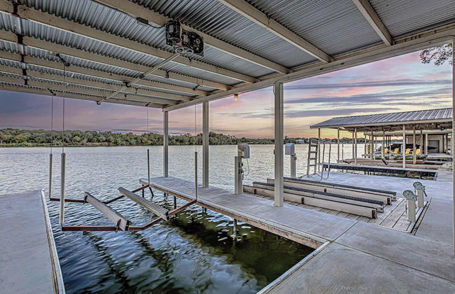 Triple L! Waterfront w/ Private Boat Dock! - Foto 32