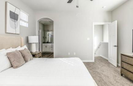 Landing Stylish 2BD Pool Courtyard - Foto 19