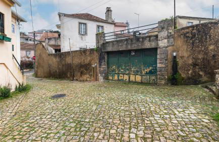 Artsy Sintra I by LovelyStay - Photo 12