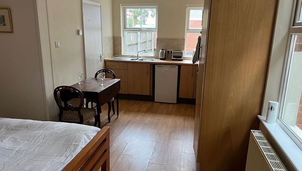 7a Sir Alf Ramsey Way - Foto 2, Habitación