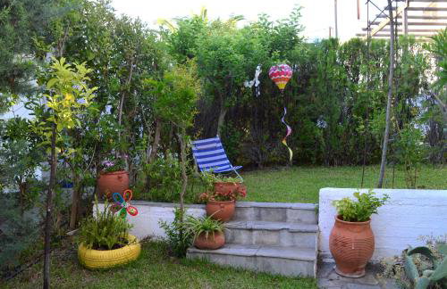 Sonia's House with Garden - Foto 39