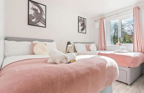 1 Bedroom Apartment Sleeps 4, Free Parking, Tv - Foto 2