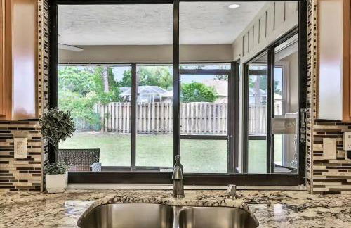 Renovated 3BR Dog Friendly Pond View W/D - Foto 8