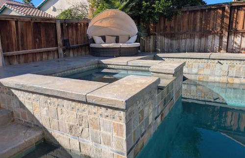 The Desert Jewel Pool Spa And Coachella Retreat - Photo 8